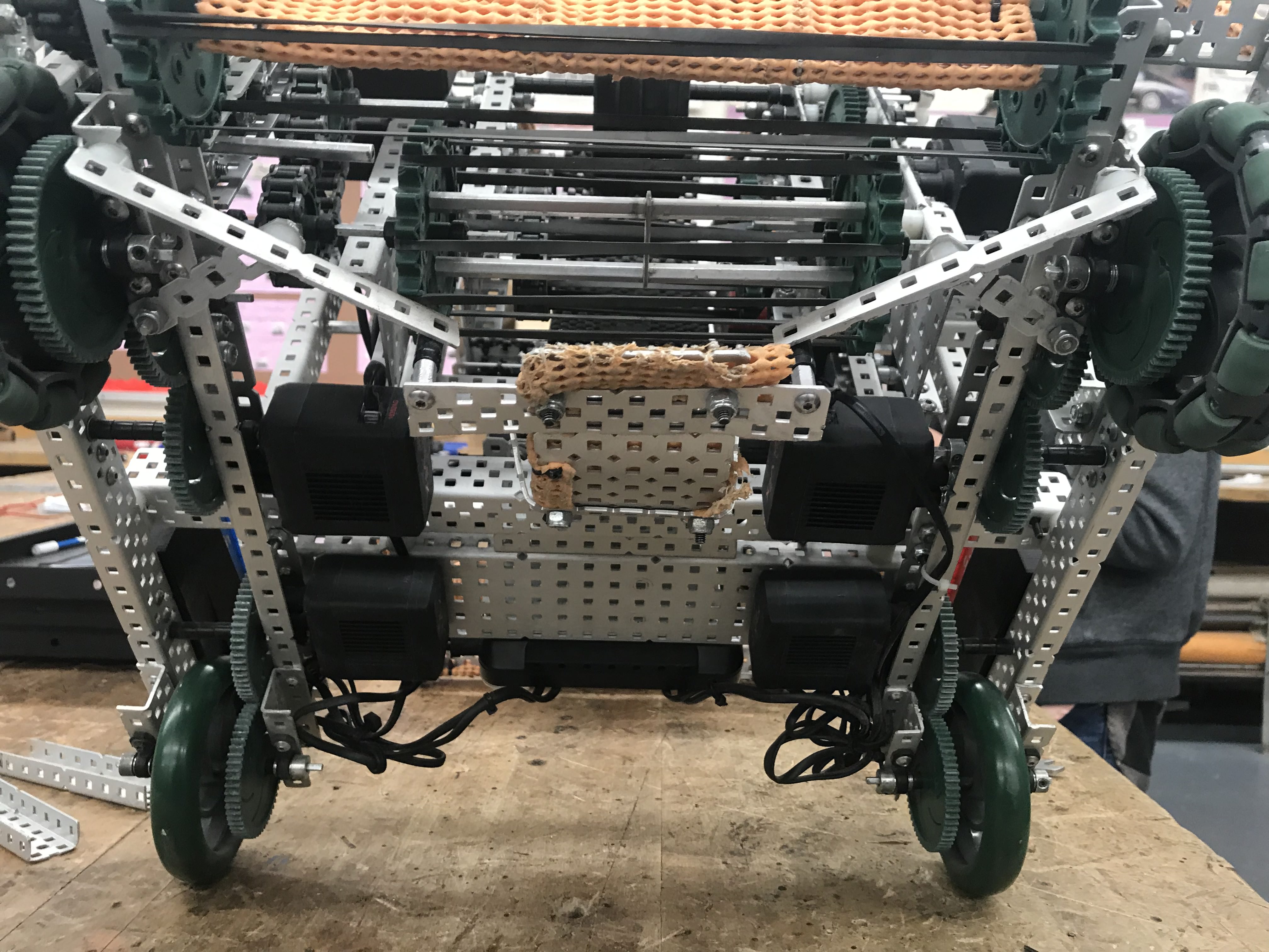 2018-2019 Turning Point competition robot